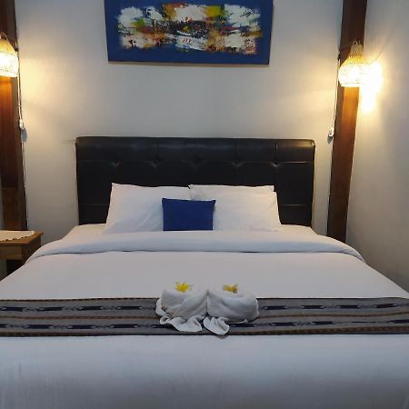 Bata Merah Homestay بانيووانجى المظهر الخارجي الصورة