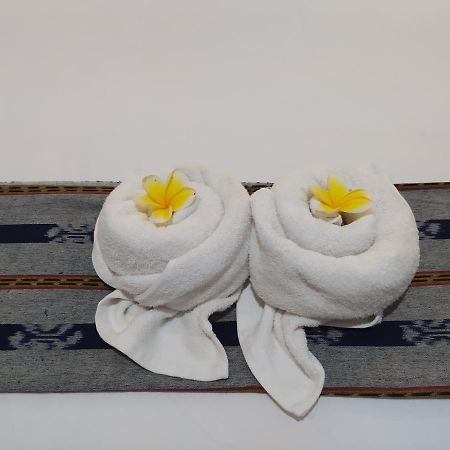 Bata Merah Homestay بانيووانجى المظهر الخارجي الصورة