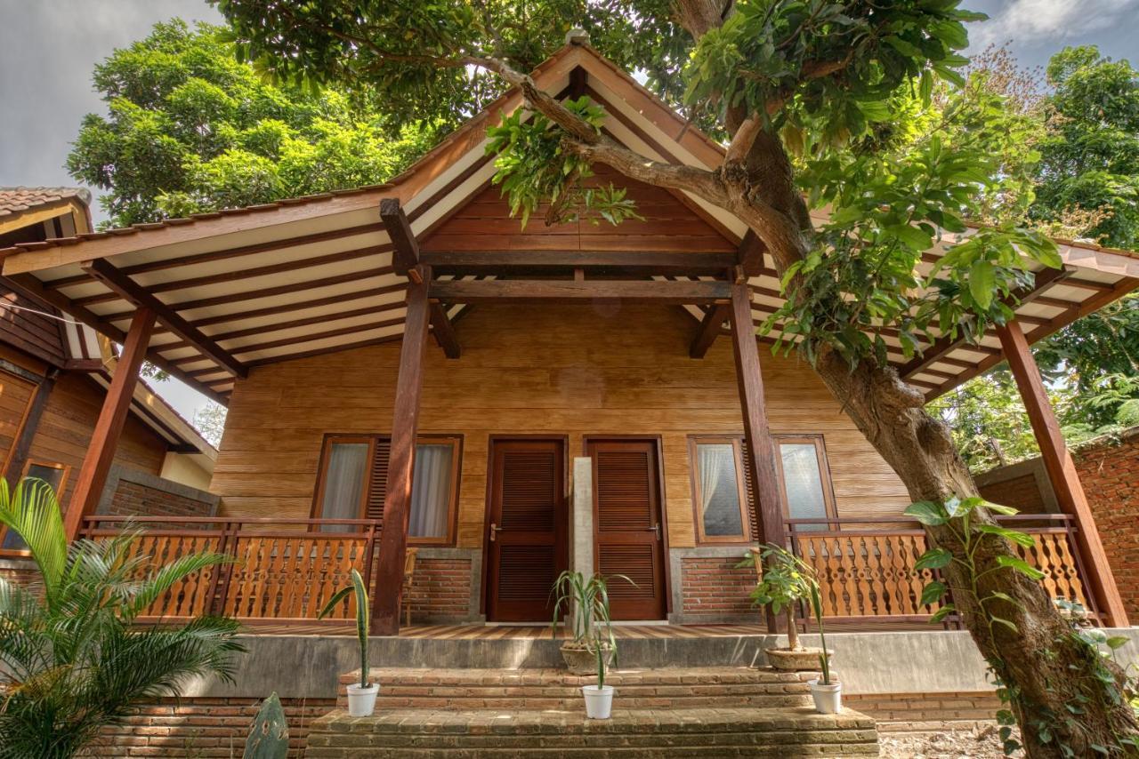 Bata Merah Homestay بانيووانجى المظهر الخارجي الصورة