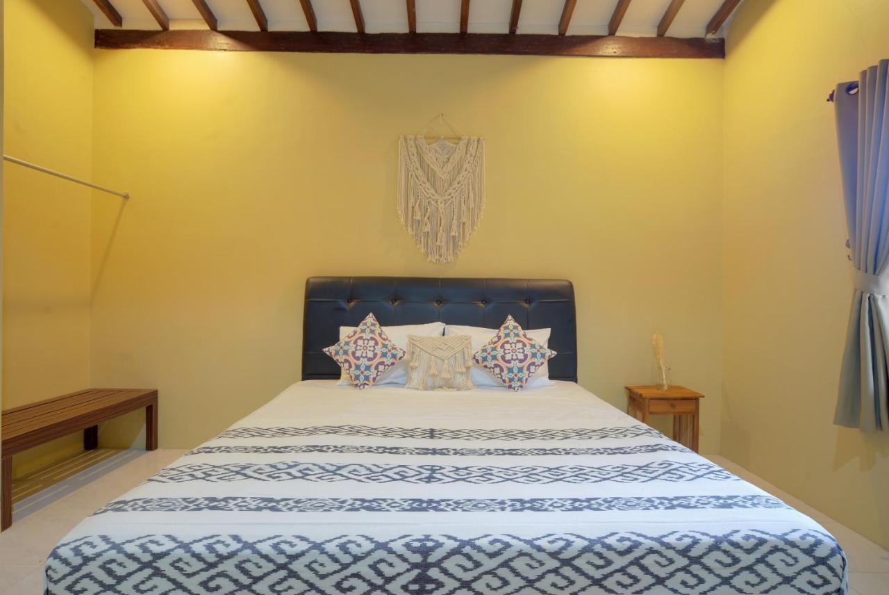 Bata Merah Homestay بانيووانجى المظهر الخارجي الصورة