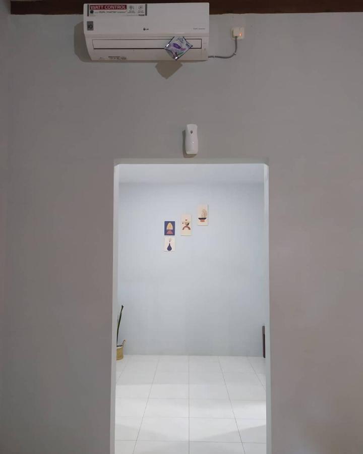 Bata Merah Homestay بانيووانجى المظهر الخارجي الصورة