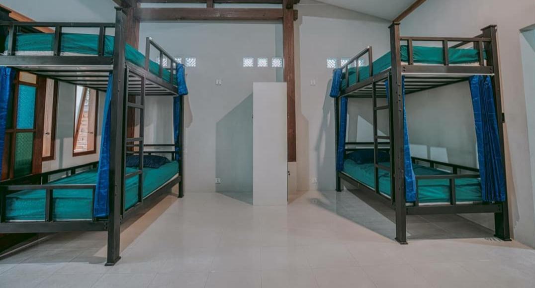 Bata Merah Homestay بانيووانجى المظهر الخارجي الصورة